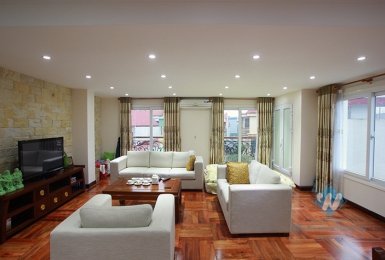 High quality  and brand new apartment for lease in Tay Ho area, Ha noi